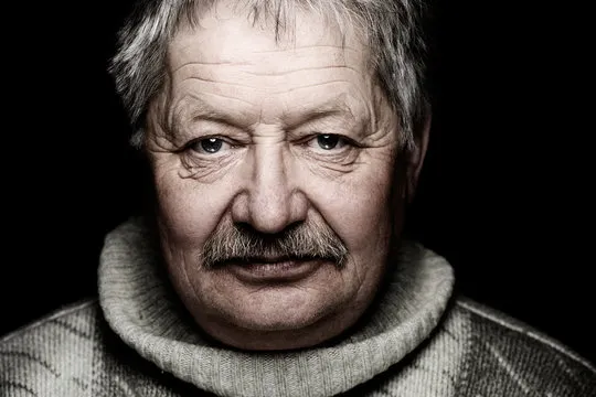 客服团队成员头像1